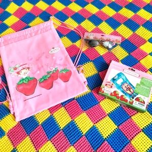 New Vintage 2003/04- Strawberry Shortcake 3pc Set